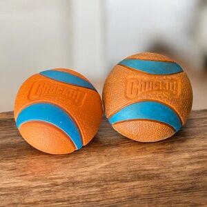 Chuckit! Ultra Rubber Ball Tough Dog Toy, XL (Set of 2)